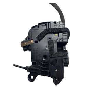 Captur Sağ Ön Kapı Kilidi 805022764R
